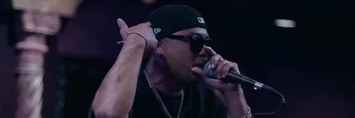 Elow The Great performing