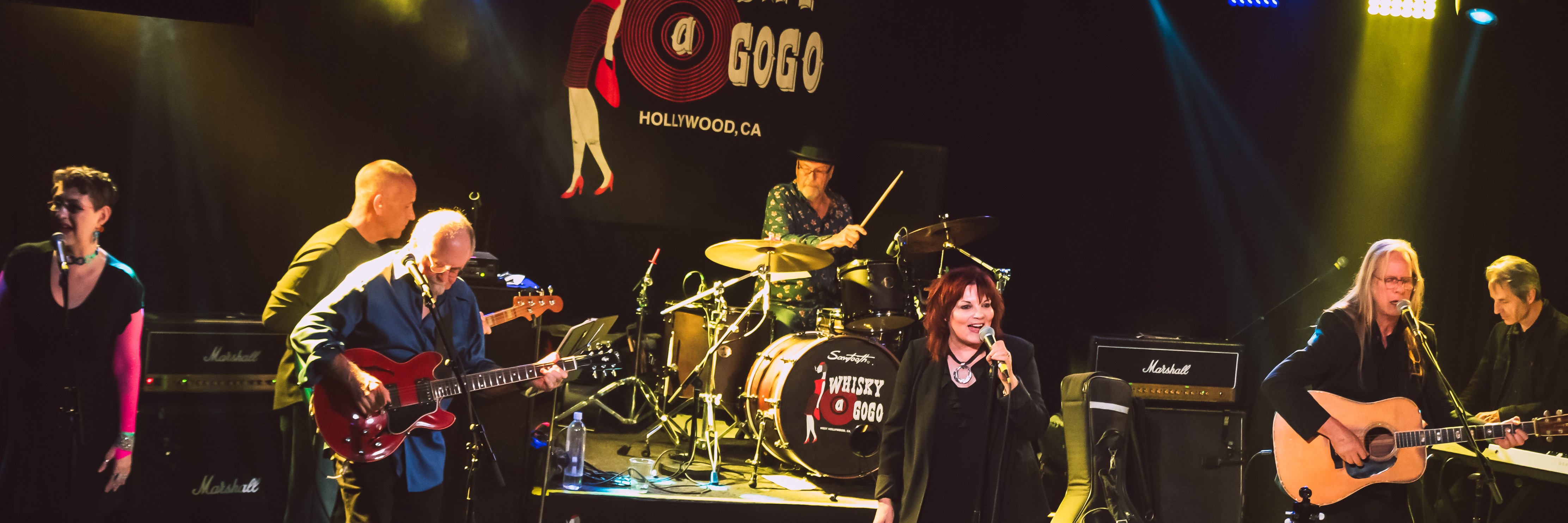 Eileen Carey performing